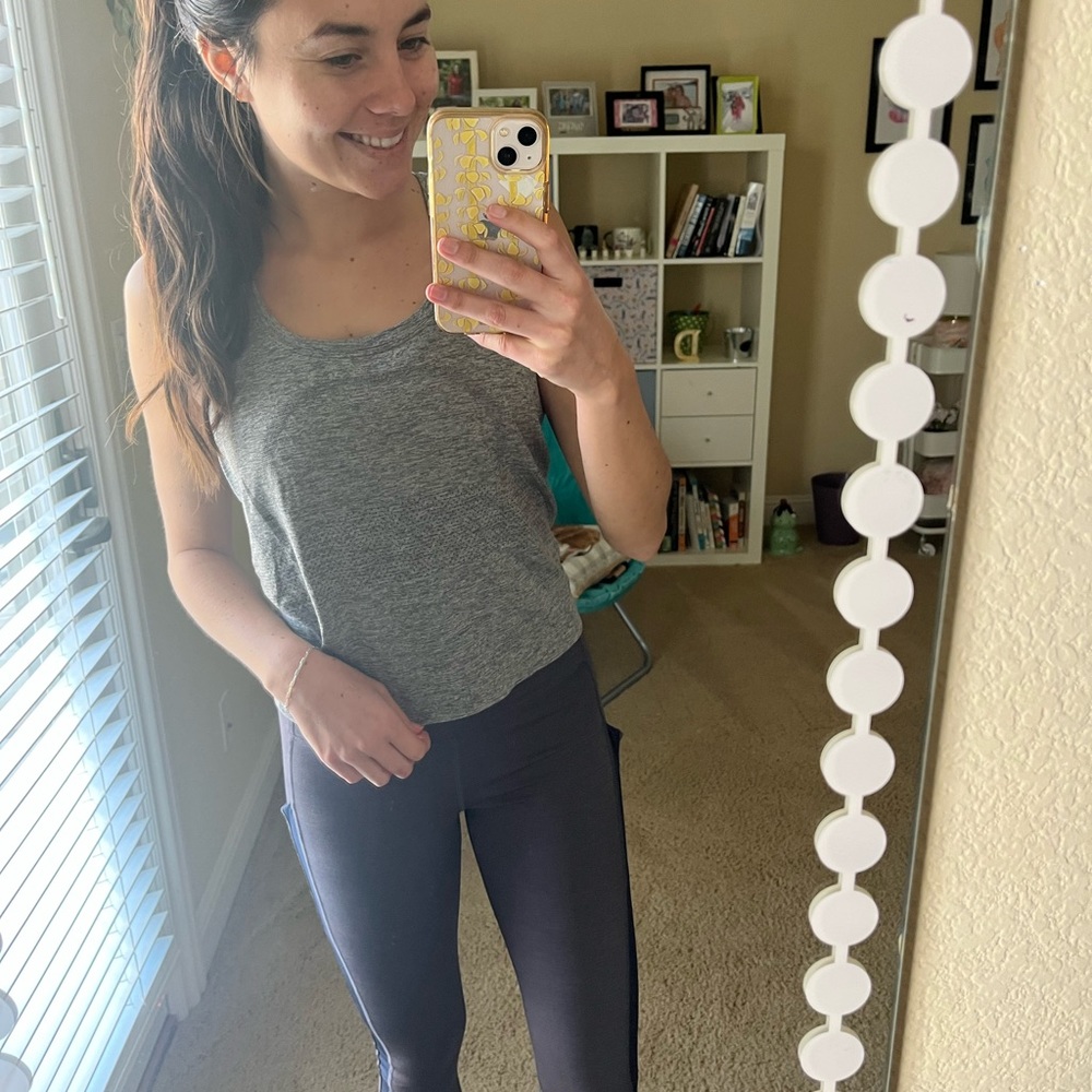 Lululemon cropped tank